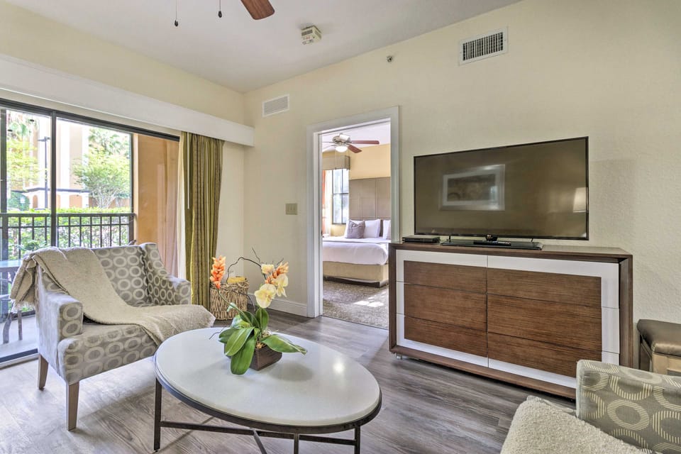 Disney Good Neighbor Resort Condo < 4 Mi to WDW! Apartment in Orlando