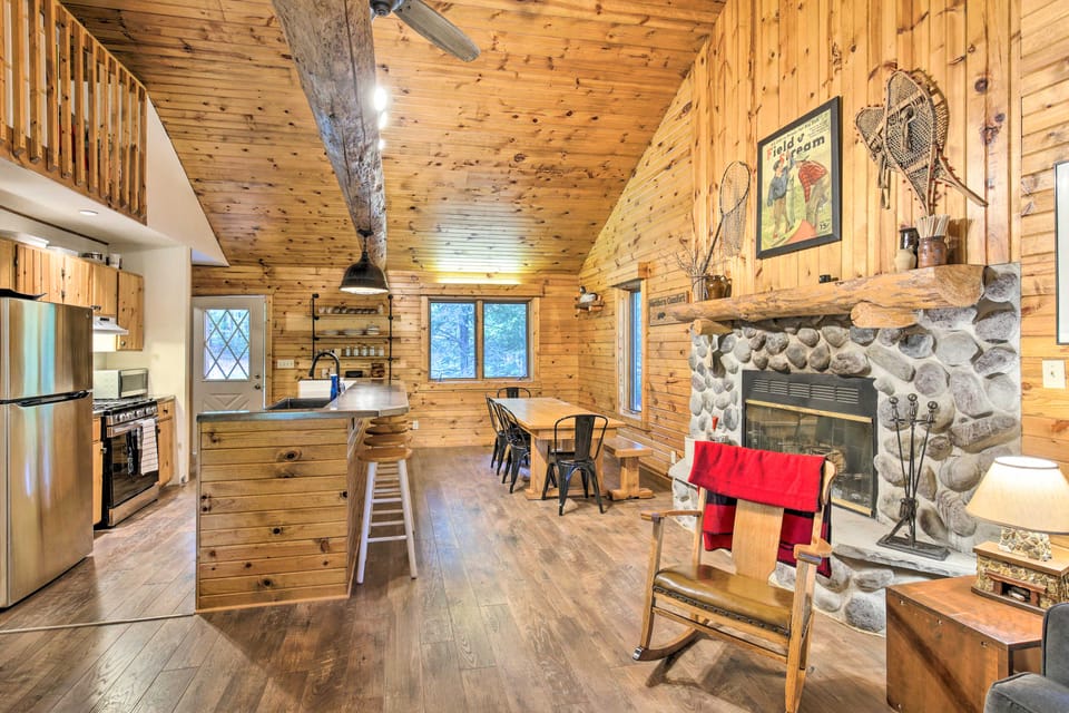 Waterfront Cottage w/ Dock on Papoose Lake! Cottage in Wisconsin