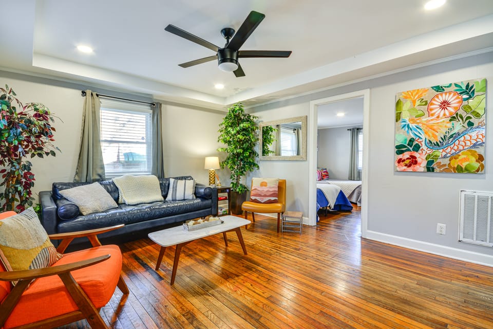 Vibrant Home 2 Mi to Dtwn & Wake Forest University House in Winston-Salem