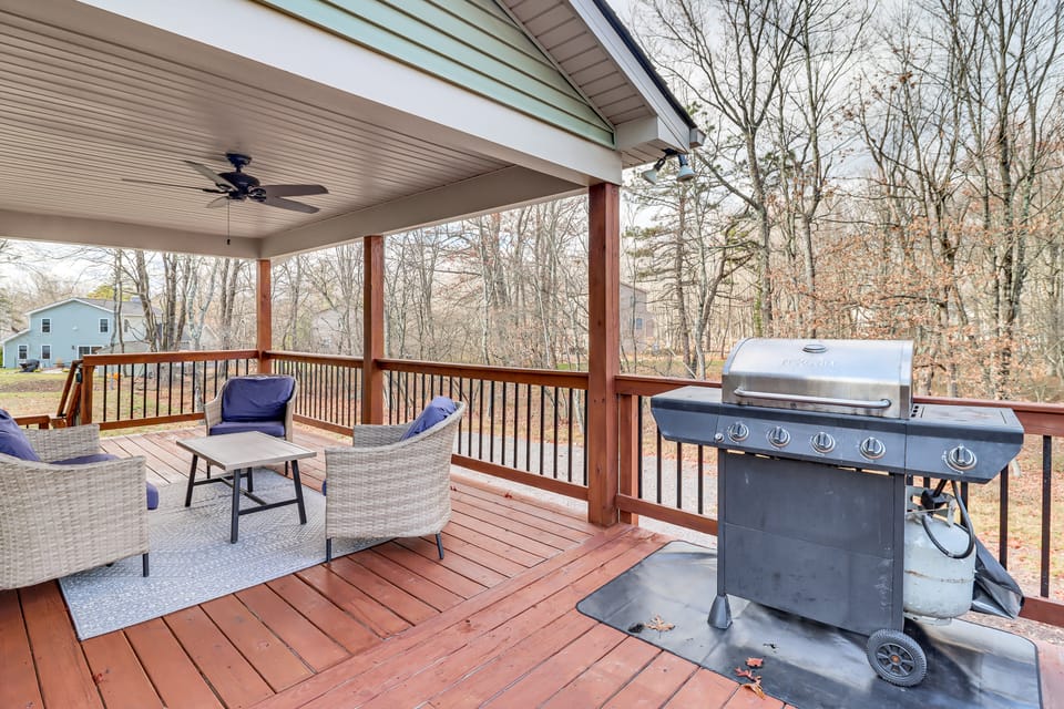 Hot Tub Soaks! Family Home 6 Mi to Big Boulder Mtn House in Kidder Township