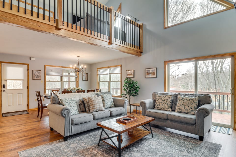 Hot Tub Soaks! Family Home 6 Mi to Big Boulder Mtn House in Kidder Township
