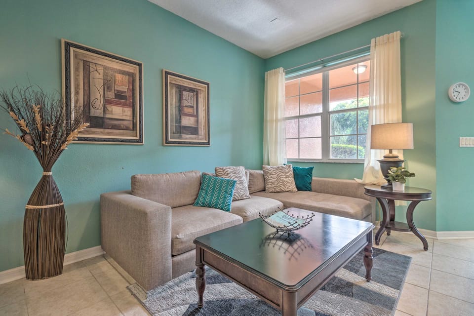 Relax & Play: Townhome Near Disney & More! House in Osceola County