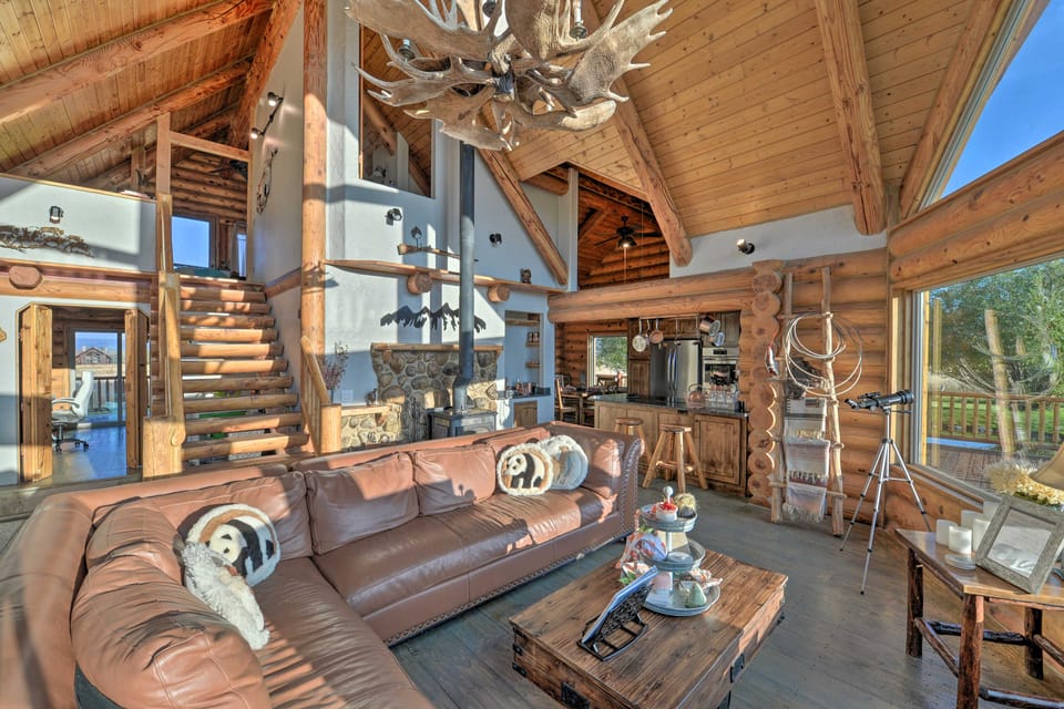 Stunning Driggs Retreat w/ Private Hot Tub & Pond! House in Wyoming