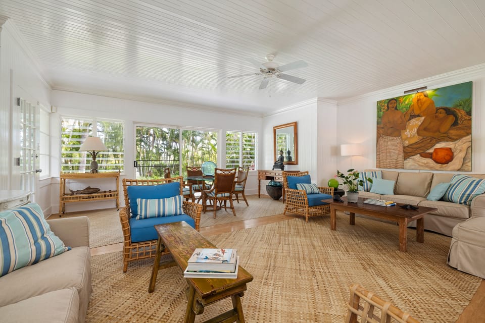 Upscale Kailua Getaway: Steps to Swim Beach! House in Kailua