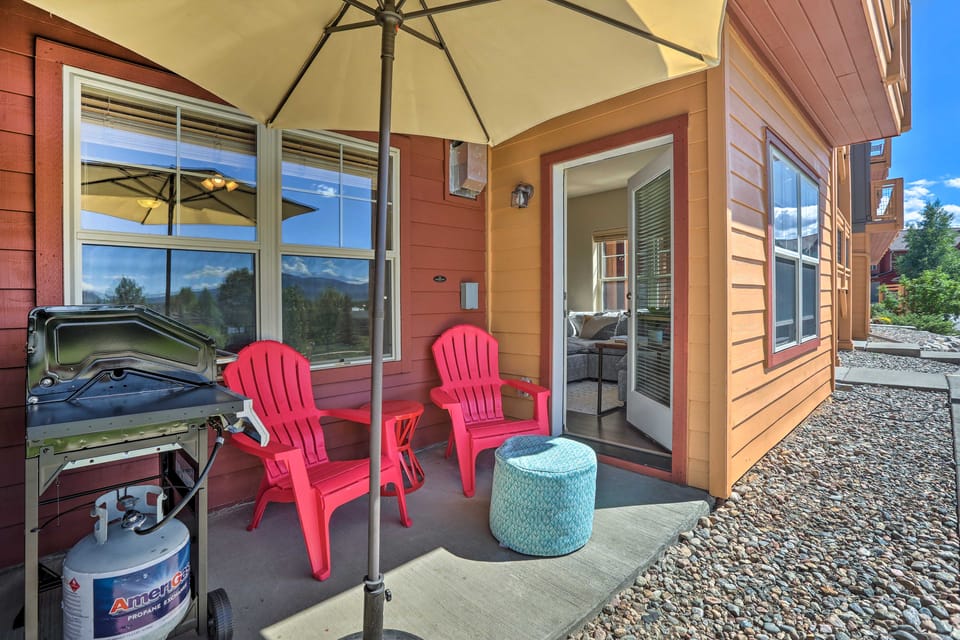 Condo Near Winter Park Resort + Steps From Shuttle Apartment in Fraser