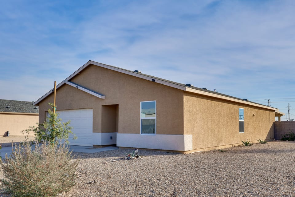 Bullhead City Home w/ Mtn View, By Colorado River House in Bullhead City
