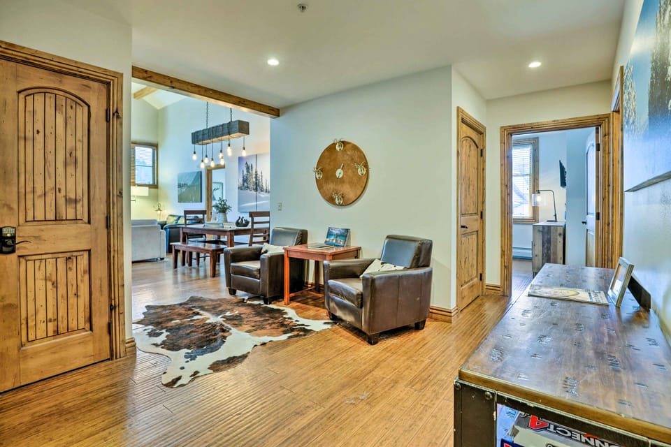 Winter Park Condo w/ Mountain Views + Hot Tub Apartment in Winter Park