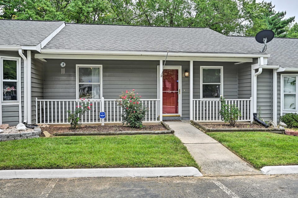 Lovely High Point Abode ~ 2 Mi to University! Apartment in High Point