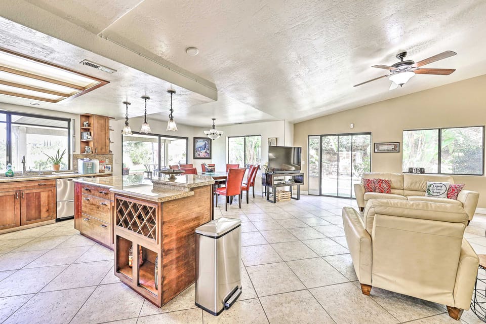 Spacious & Private Wine Country Villa w/ View Villa in Southern California