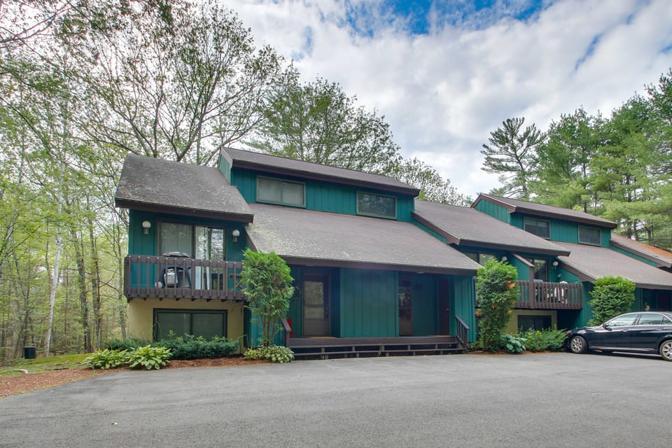 1 Mi to Downtown Conway: Spacious Family Condo! Apartment in North Conway