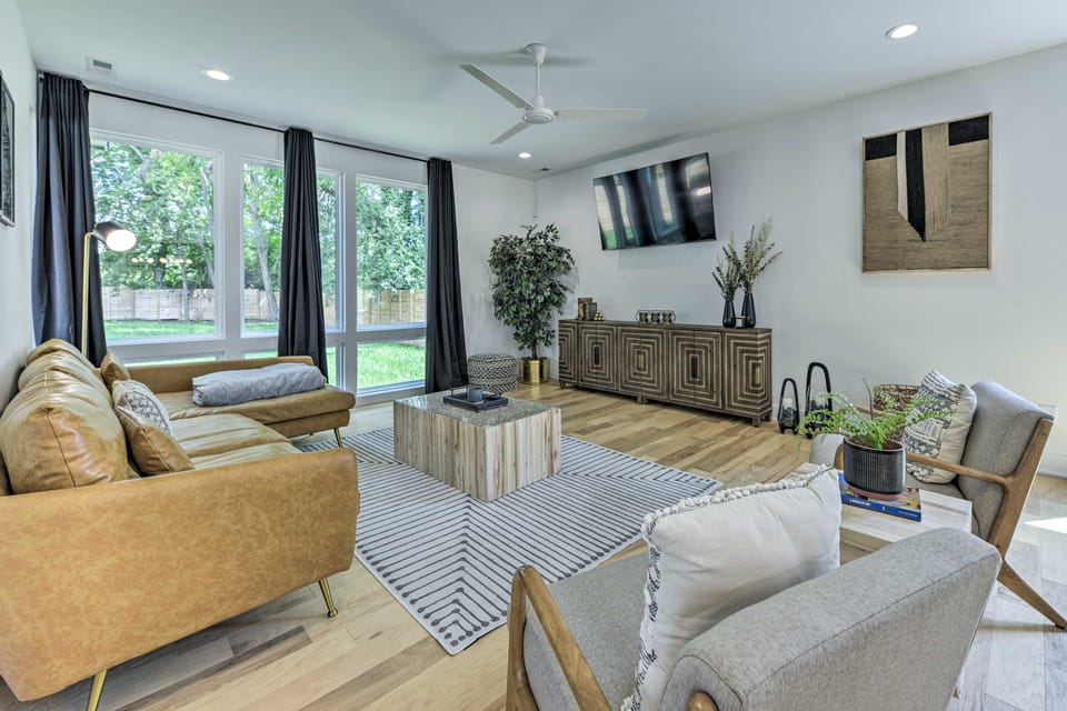 Modern Raleigh Home w/ Patio ~ 2 Mi to Downtown! House in Raleigh