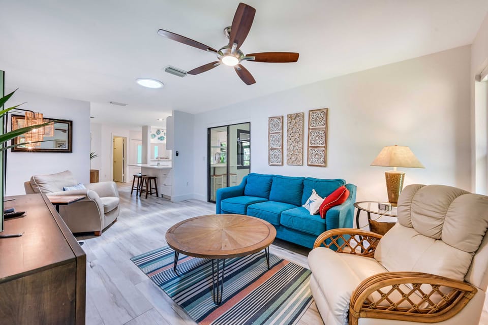 Bonita Springs Oasis w/ Wooden Deck & Grill! House in Bonita Springs