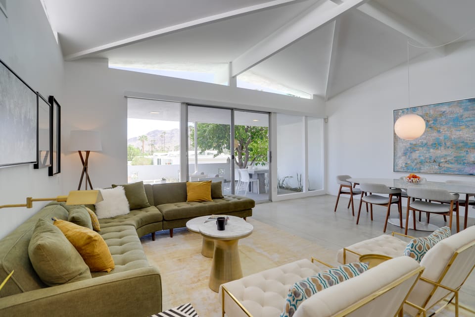 Pool Access: Mtn-View Palm Springs Condo! Apartment in Palm Springs