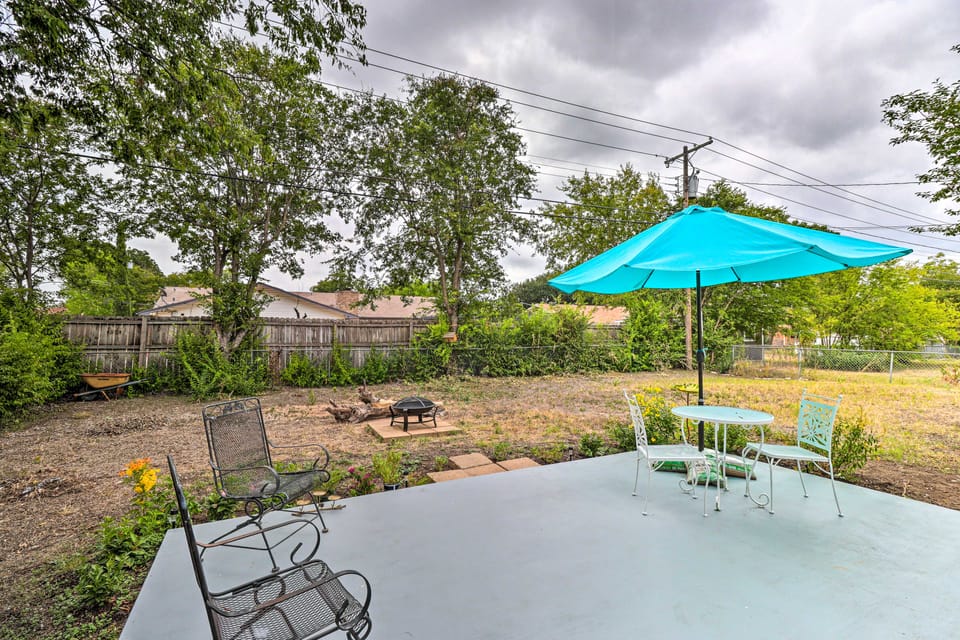 6 Mi to Fort Hood: Killeen Home w/ Yard & Patio House in Killeen