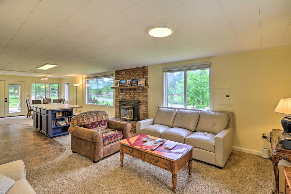 Columbia Falls Home: 14 Mi to Glacier Nat’l Park! House in Glacier National Park