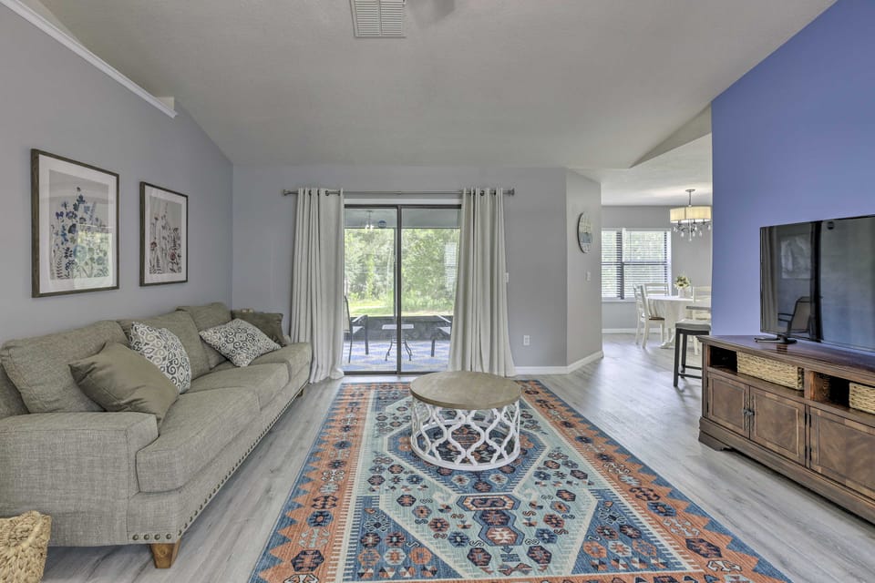 7 Mi to World Equestrian Center: Ocala 'Casa Azul' House in Florida