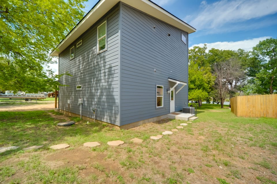 Cozy Casita & Cabana on Lake Marble Falls! Apartment in Cottonwood Shores