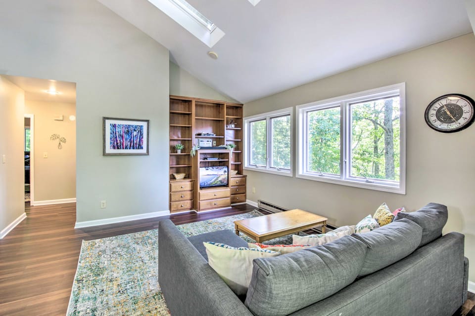 Peaceful Nashville Hideaway Near State Parks! House in Indiana
