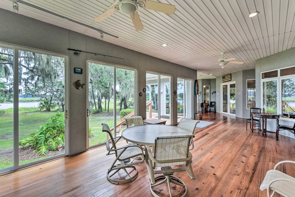 Waterfront Home w/ Shared Dock on Okatie River House in Jasper County