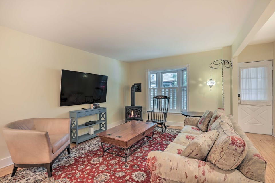 Charming Lambertville Retreat - 1 Mi to River! Apartment in New Hope