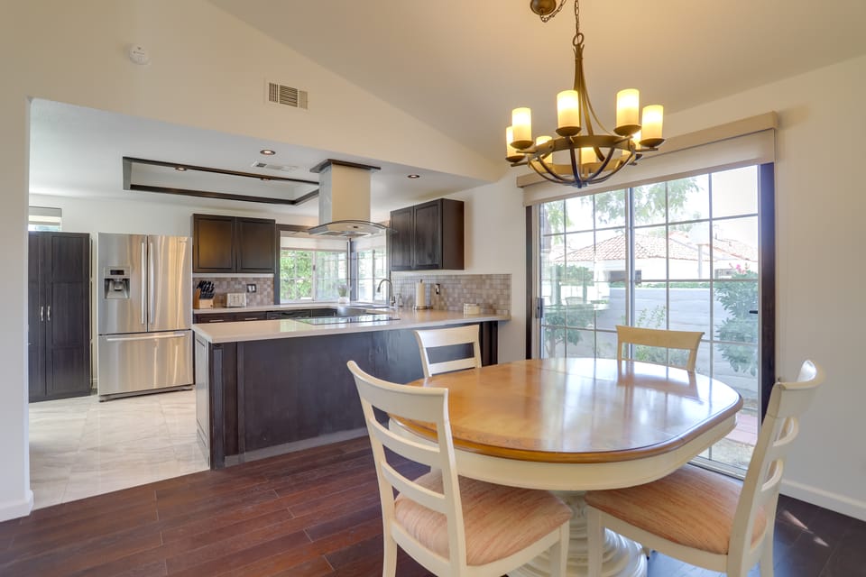 Furnished Patio + Pool Access: Palm Desert Home! House in Indian Wells