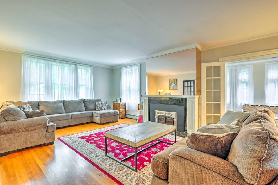 Charming Historic Home ~ 1 Mi to Dtwn Olean! House in Cattaraugus