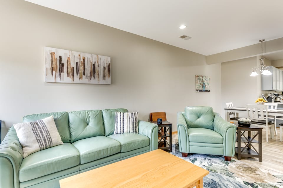 Lake Mills Retreat: 1 Mi to Beaches & Dining! Apartment in Wisconsin