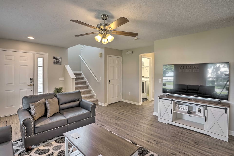 Private Pool & Golf Home: ~20 Mi to Disney World! House in Haines City
