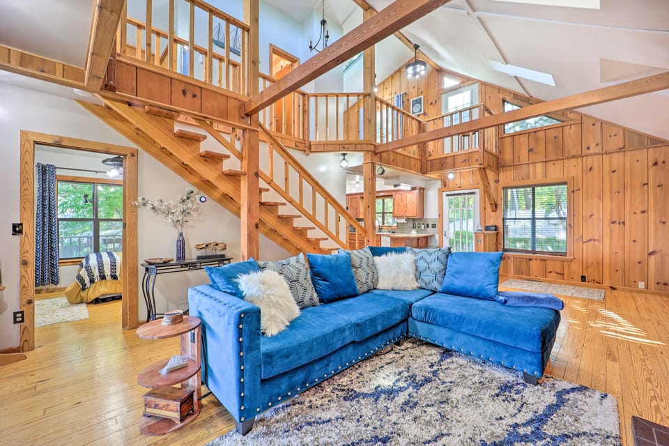 Lake-View Home w/ Deck + Gas Grill in Bernice! House in Ozark Mountains