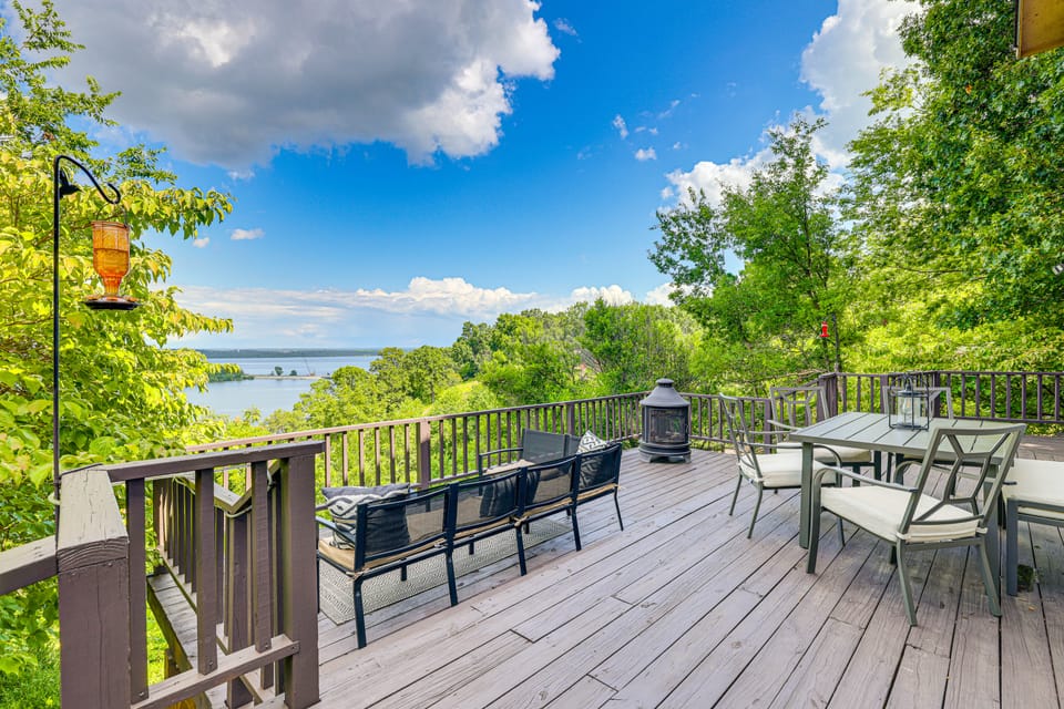 Lake-View Home w/ Deck + Gas Grill in Bernice! House in Ozark Mountains
