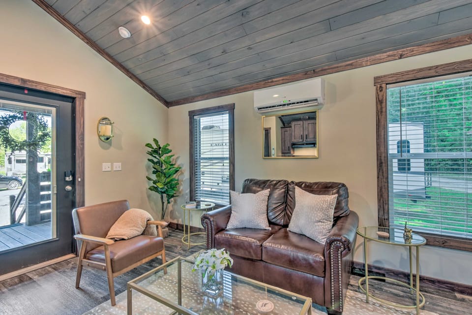 Morganton Tiny Home < 5 Mi to Blue Ridge Lake House in Georgia
