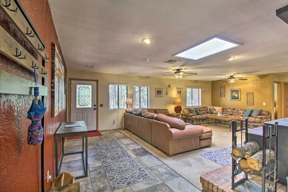 Hike & Unwind: Lakeside Home w/ Fire Pit! House in Pinetop-Lakeside
