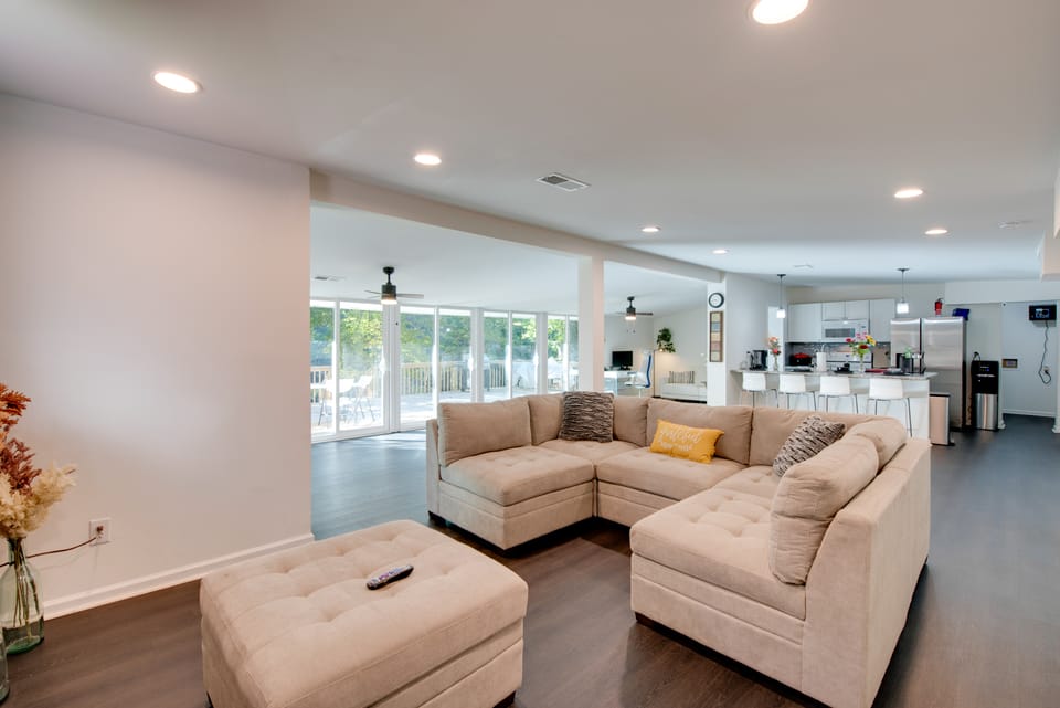 Quiet Atlanta Getaway - 16 Mi to Downtown! House in Georgia