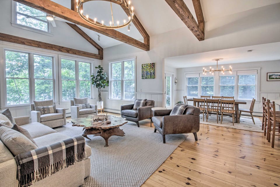 Lakefront Family Retreat: Skiing & Mountain Biking House in Woodstock