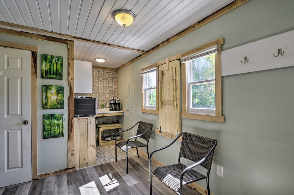 Explore New River Gorge: Quiet Couple’s Retreat Apartment in West Virginia