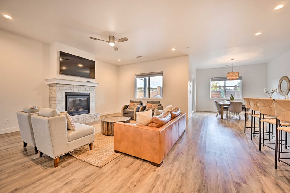 Flagstaff Retreat w/ Covered Patio, 3 Mi to Dtwn House in Flagstaff