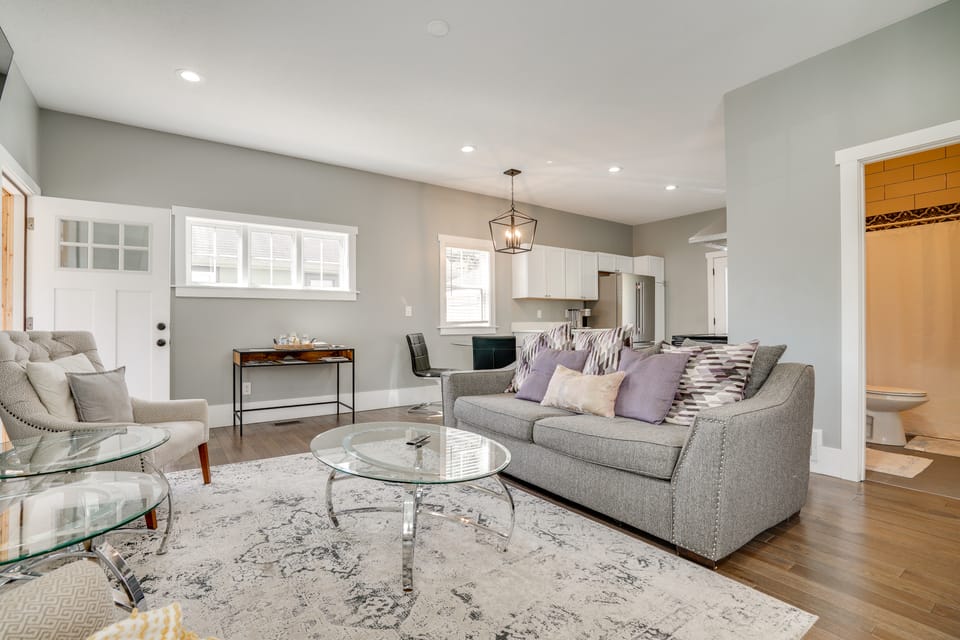 Pet-Friendly Minneapolis Home ~ 6 Mi to Dtwn! House in Minneapolis