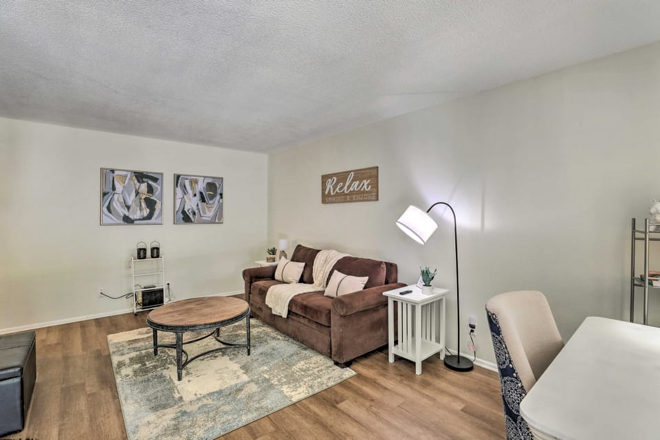 Cozy Hanahan Condo w/ Cooper River Access! Apartment in Goose Creek