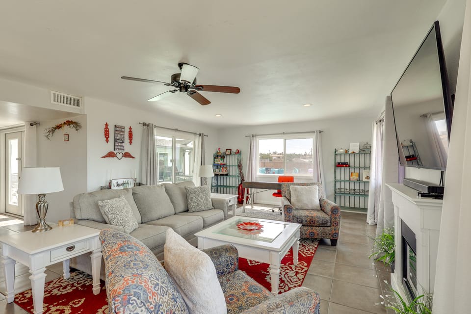 2 Mi to Lake Havasu State Park: Home w/ Pool! House in Lake Havasu City