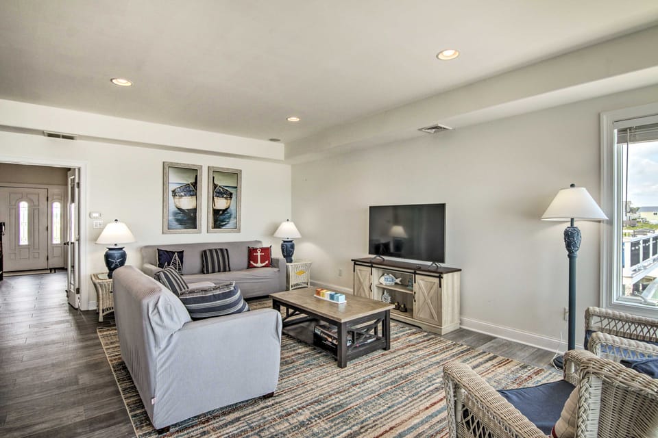 Waterfront Sanctuary w/ Panoramic Bay Views! Apartment in Middle Township