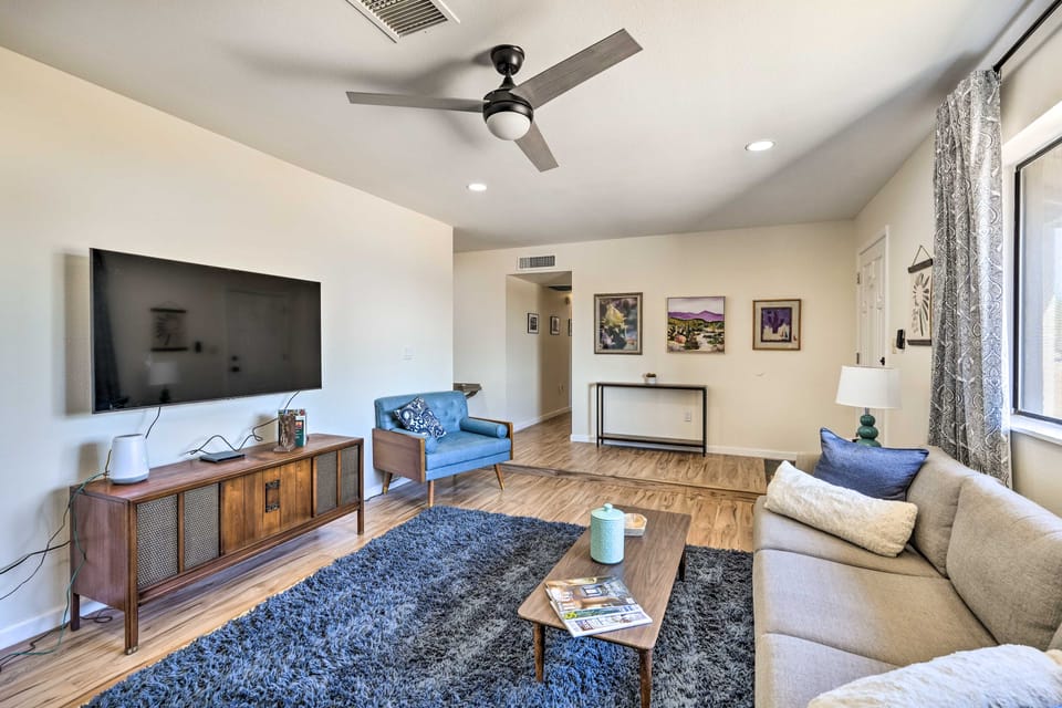 Pool + Backyard Oasis! Snowbird Escape in Phoenix House in Phoenix