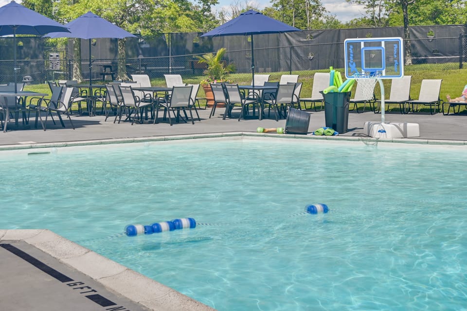 'The Padres' Place' Located in a 4-Season Resort Apartment in Pennsylvania