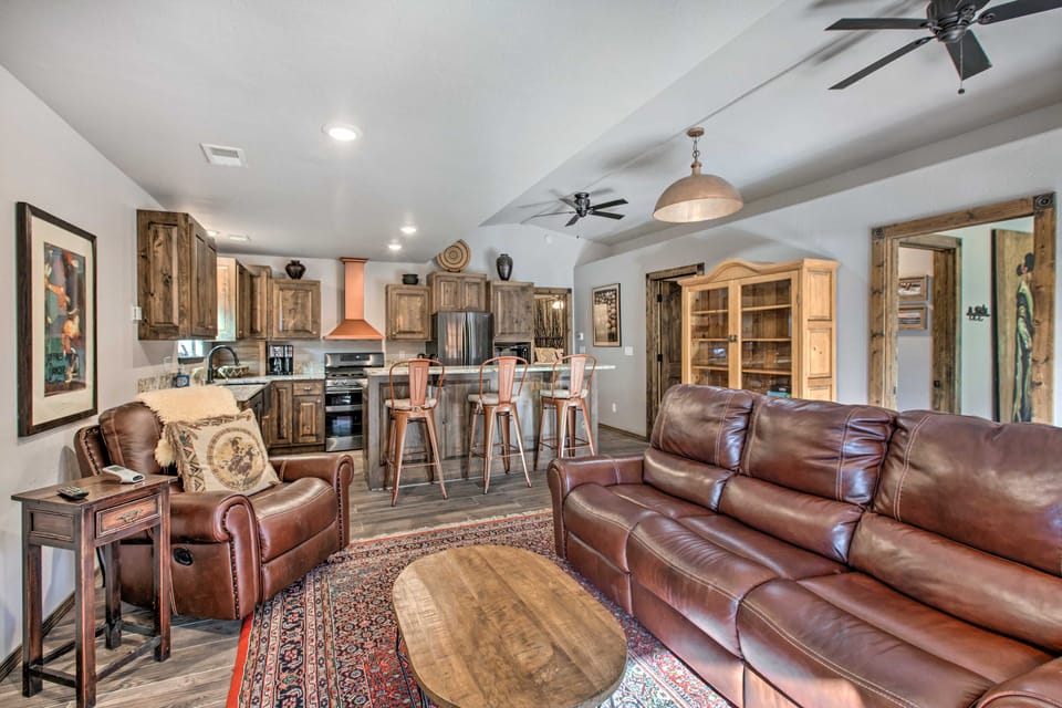 Red River Summer Cabin w/ Fire Pit & Mtn Views House in Red River