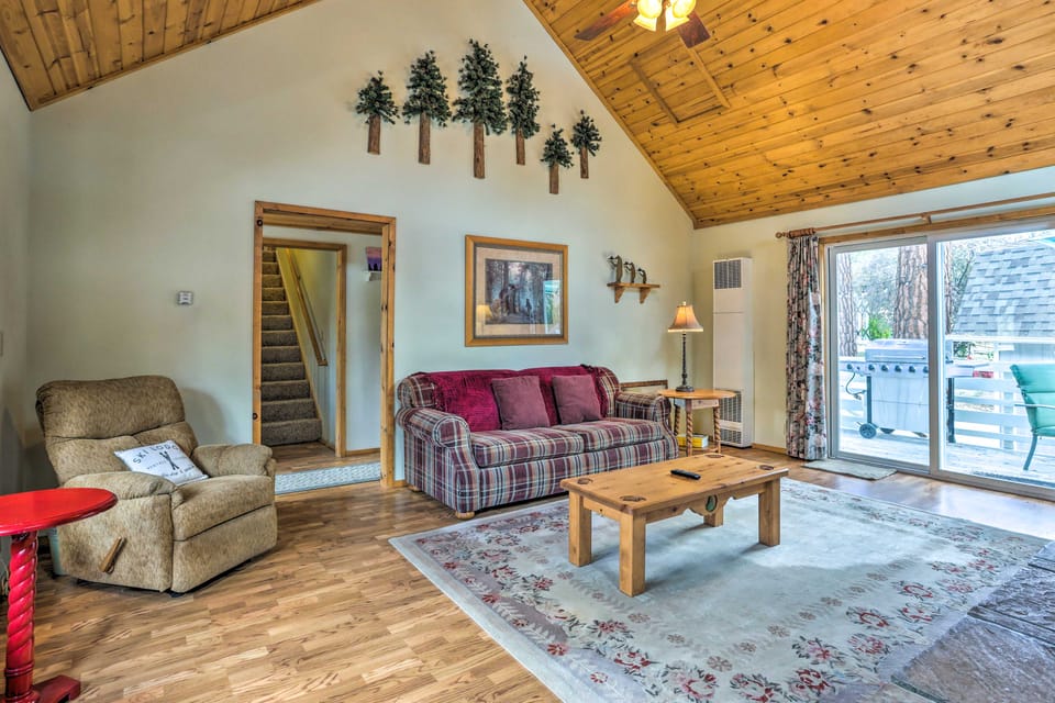 'Château Forêt' in Big Bear w/ Hiking Trail Access House in Southern California