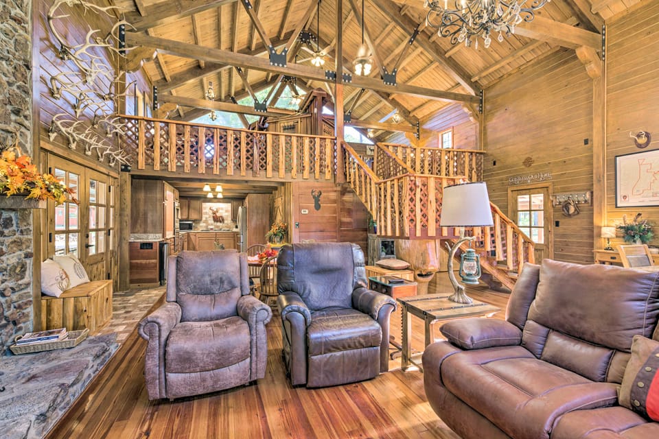 Countryside Cabin Retreat w/ Outdoor Kitchen! House in Mississippi