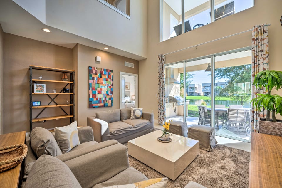 Upscale Townhome Close to Walt Disney World! Apartment in Bay Lake