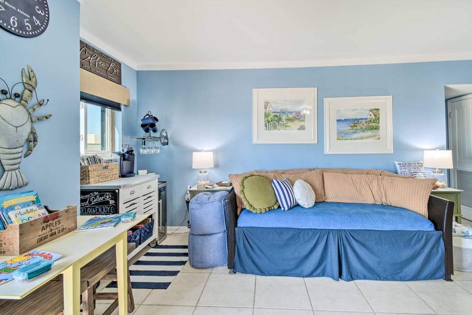 'The Sand Dollar' Gulf Shores Gem w/ Ocean Views! Apartment in Alabama