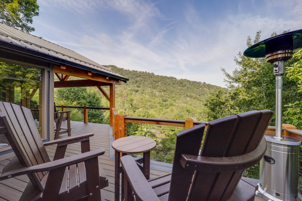 Ski, Hike & Relax: Beech Mtn Gem w/ Sweeping Views House in Beech Mountain