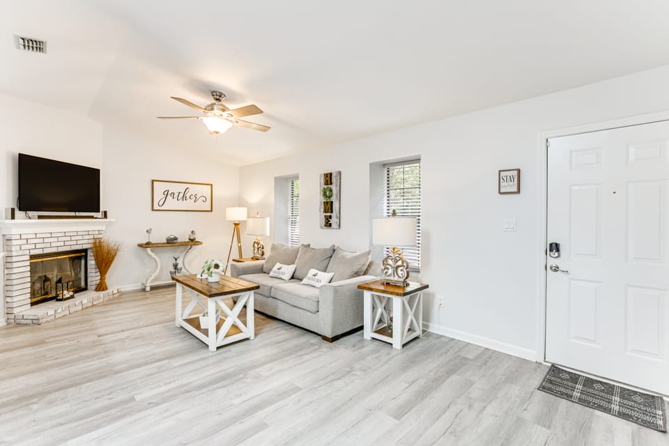 Pet-Friendly Home Near Dtwn Tallahassee! Apartment in Tallahassee
