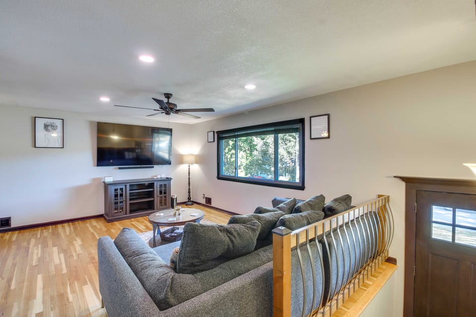 Kansas City Split-Level Home, Near Stadiums! House in Kansas City